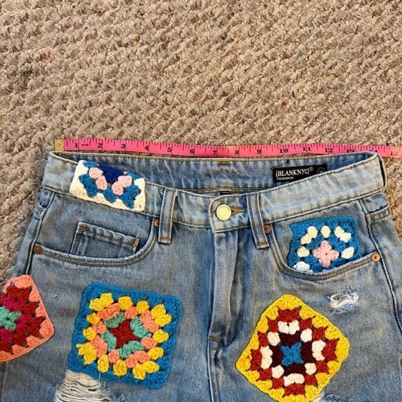 BLANKNYC Patchwork The Barrow Short In Wildest Rhythm Crochet- Size 26 - Picture 6 of 10